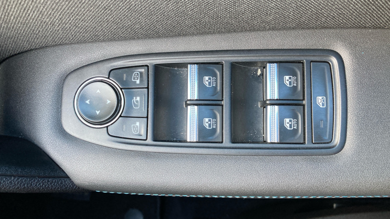 Renault Symbioz 1.6 E-Tech FHEV 145 Iconic Esprit Alpine 5dr Auto Hybrid Estate